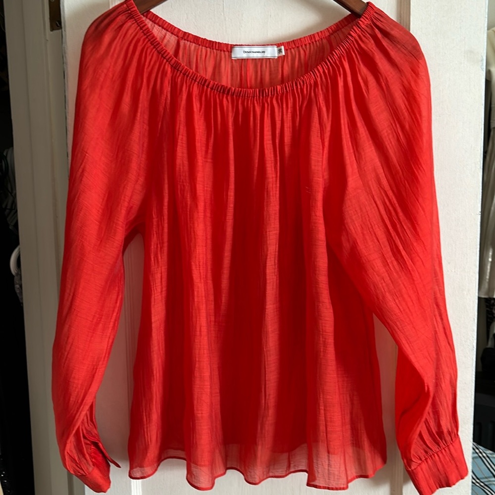 Gorgeous Sheer Red Douchanglee Blouse. Size 38 EU.
